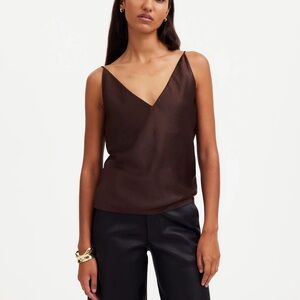 NWT Madewell Satin V-Neck Cami Top
XXS, Brown